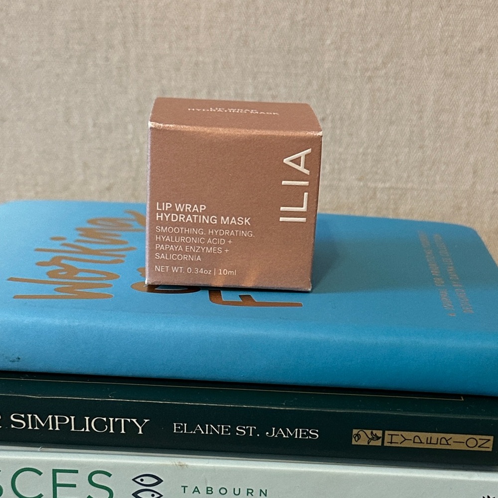 ILIA Lip Wrap Hydrating Mask - Tan